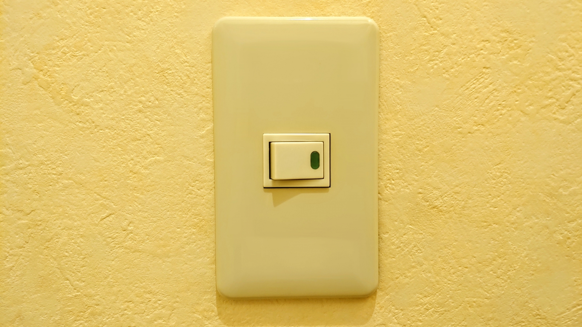 家庭用電気スイッチが故障する理由